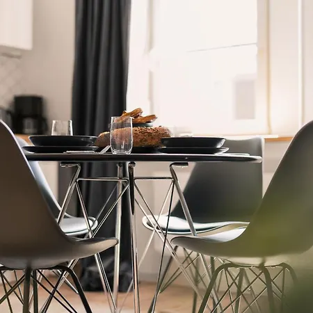 Einzimmerwohnung in Seenähe klimatisiert *