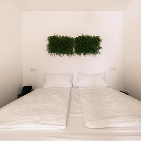 דירה Einzimmerwohnung In Seenaehe Klimatisiert *